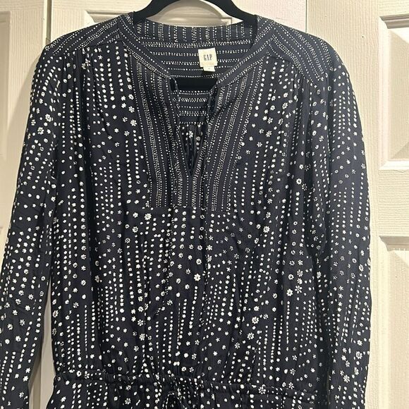 GAP Navy & White Long Sleeve Dress, Size Medium - Picture 2 of 12